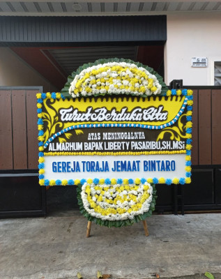 Papan Bunga Duka di Donggala Kodi